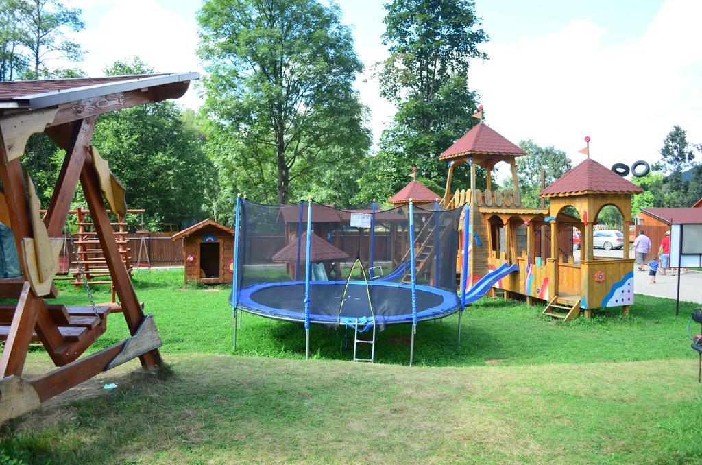 Pensiunea Sequoia Cluj-Napoca Esterno foto